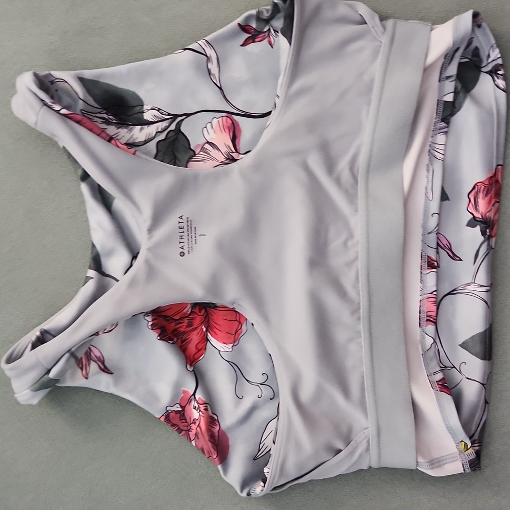 Athleta Conscious Crop Printed Small A-C Iris Floral - Picture 3 of 5